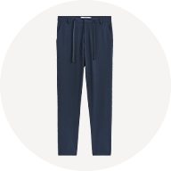 Les pantalons homme incontournables pour un style moderne