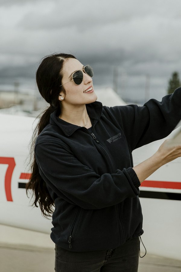 Blousons & lunettes aviateurs : adoptez le style pilote